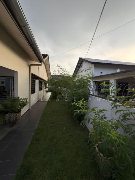 Rumah Banglo untuk Dijual di Taman Melodies (Johor Bahru) - Wallace Ang - PropertyGuru.com.my