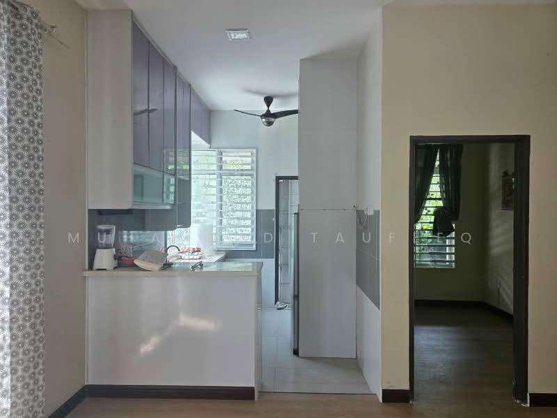 Semi-Detached House for Rent in Telok Panglima Garang (Selangor) - Muhammad Taufeeq - Kitchen - PropertyGuru.com.my