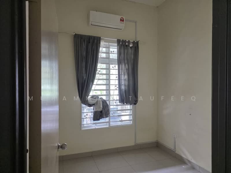 Semi-Detached House for Rent in Telok Panglima Garang (Selangor) - Muhammad Taufeeq - Interior - PropertyGuru.com.my