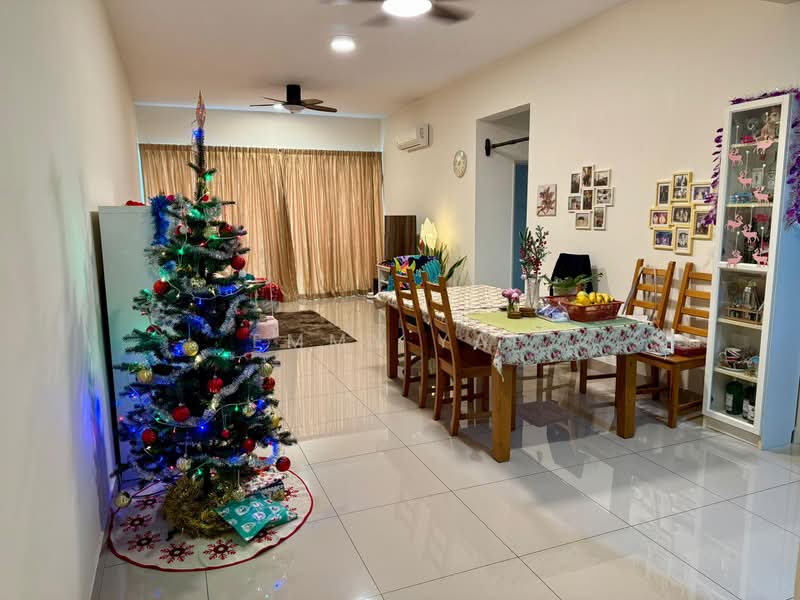 Kondominium untuk Dijual di Sg Long Residence - Emmy Yap - Living Room - PropertyGuru.com.my