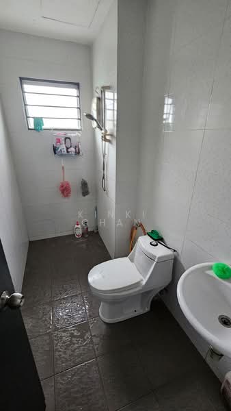 Condominium for Sale at Mahkota Garden - KINKI CHAN - Bathroom - PropertyGuru.com.my