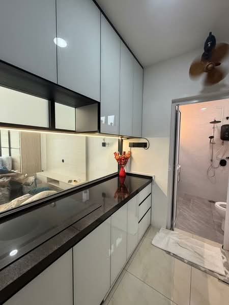 Service Residence for Sale at Palazio - Joan Tong - Kitchen - PropertyGuru.com.my