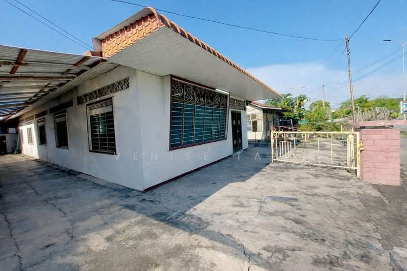 Rumah Banglo untuk Dijual di Kampung Simee (Ipoh) - Venise Tan - Exterior - PropertyGuru.com.my