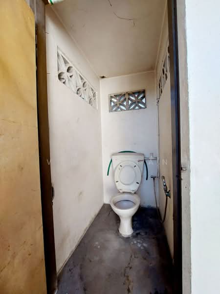 Rumah Banglo untuk Dijual di Kampung Simee (Ipoh) - Venise Tan - Bathroom - PropertyGuru.com.my