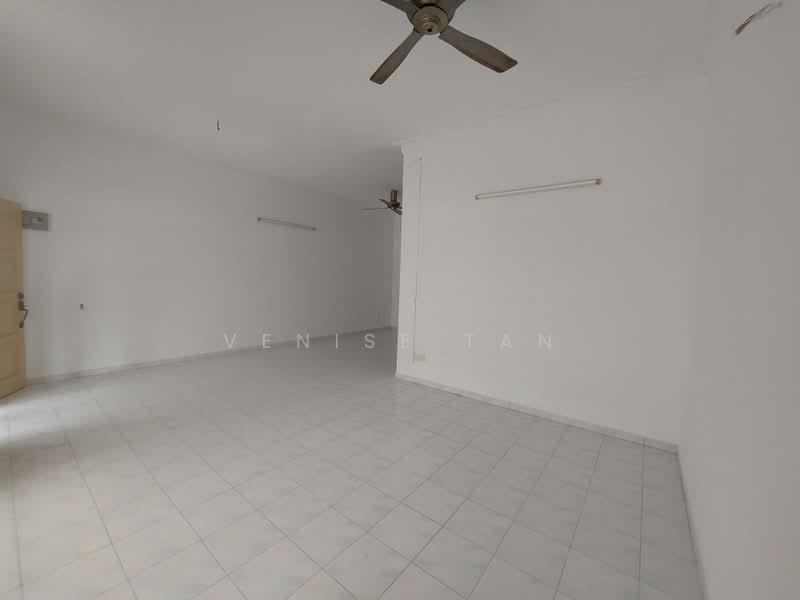 2-storey Terraced House for Sale in Taman Pinji Mewah (Ipoh) - Venise Tan - Living Room - PropertyGuru.com.my