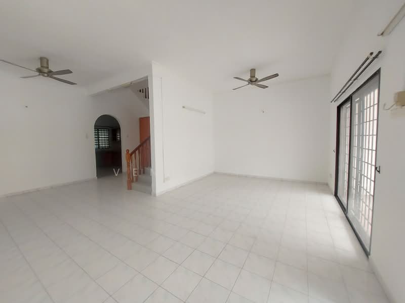 2-storey Terraced House for Sale in Taman Pinji Mewah (Ipoh) - Venise Tan - Living Room - PropertyGuru.com.my