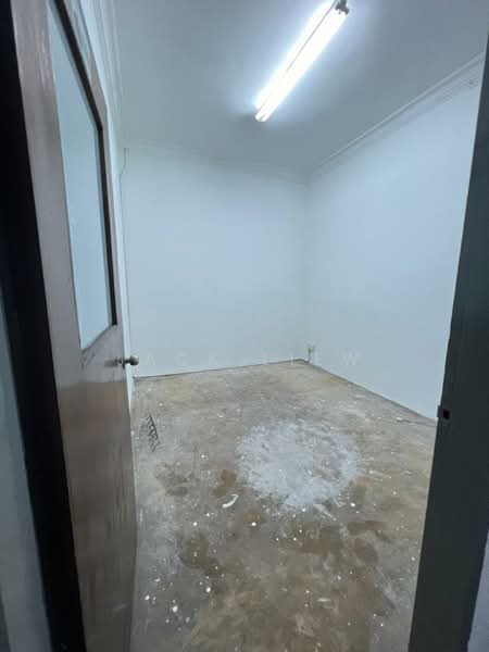 Pejabat Runcit untuk Disewa di Kampung Melayu Sungai Buloh (Sungai Buloh) - Jack Liew - Interior - PropertyGuru.com.my