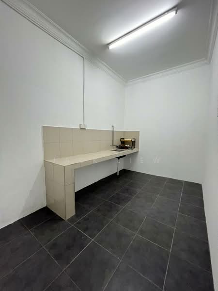 Pejabat Runcit untuk Disewa di Kampung Melayu Sungai Buloh (Sungai Buloh) - Jack Liew - Kitchen - PropertyGuru.com.my