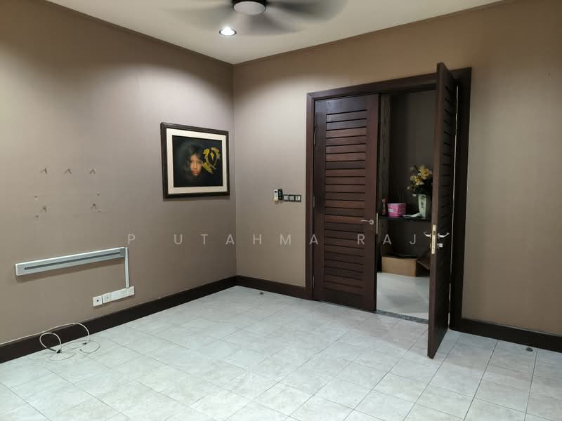 Rumah Banglo untuk Dijual di Seksyen U1 (Glenmarie) - P Utahma Raj - PropertyGuru.com.my
