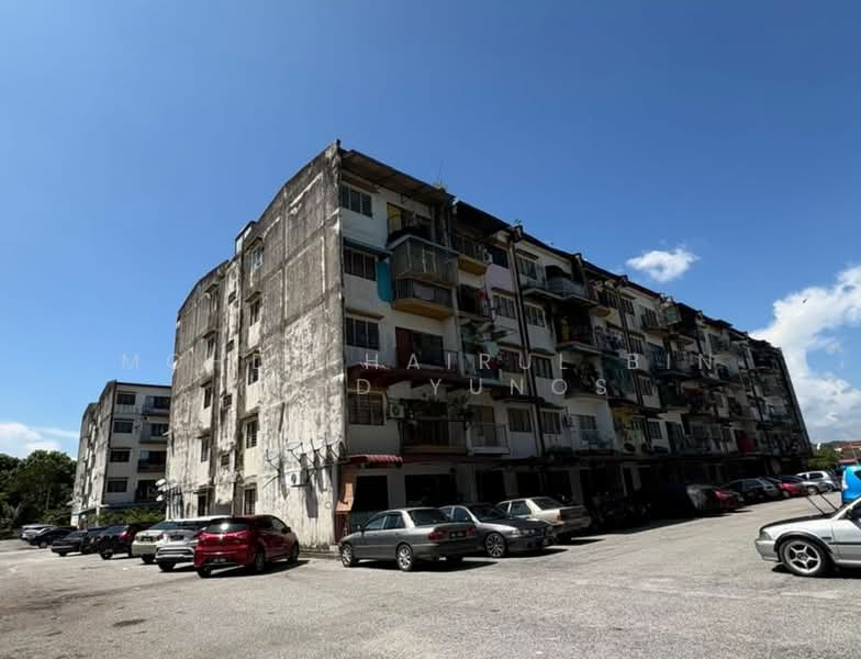 Rumah Flat untuk Dijual di Permai Court - Mohd Khairul Bin Mohd Yunos - Exterior - PropertyGuru.com.my