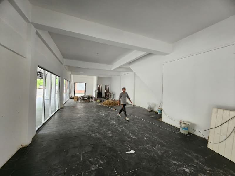 Kedai untuk Disewa di BANDAR PUCHONG JAYA (Puchong) - Ronnic Woon - Interior - PropertyGuru.com.my