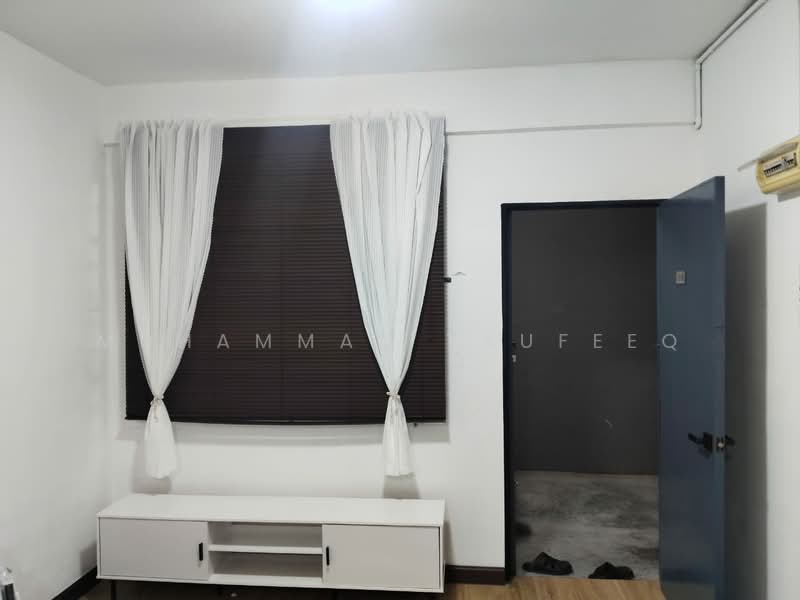 Pangsapuri untuk Disewa di Rimba 2 - Muhammad Taufeeq - Living Room - PropertyGuru.com.my