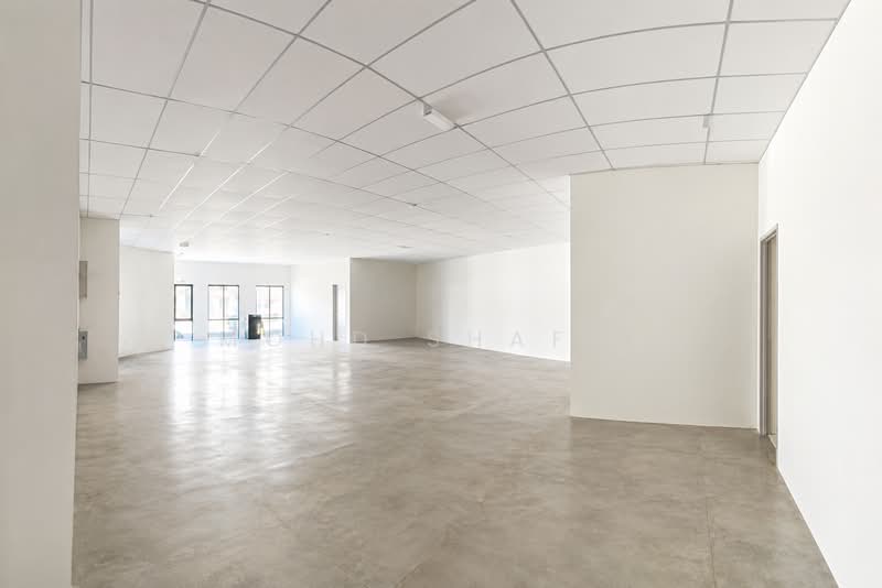 Shop for Rent in Alam Damai (Cheras) - Mohd Shafik - Interior - PropertyGuru.com.my
