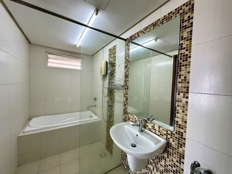Servis Apartment untuk Disewa di Titiwangsa Sentral - Wai Lai Peng - Bathroom - PropertyGuru.com.my