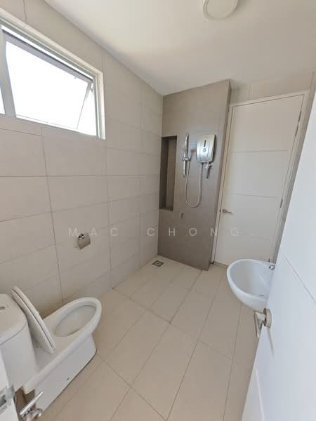 Rumah Teres 2 Tingkat untuk Disewa di Tropicana Heights (Kajang) - Mac Chong - Bathroom - PropertyGuru.com.my
