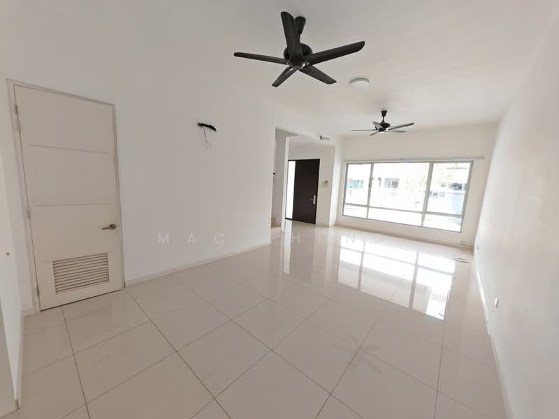 Rumah Teres 2 Tingkat untuk Disewa di Tropicana Heights (Kajang) - Mac Chong - Living Room - PropertyGuru.com.my
