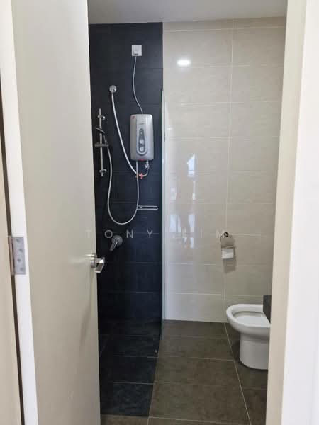 Pangsapuri untuk Disewa di Eco Nest @ Eco Botanic - Tony Lim - Bathroom - PropertyGuru.com.my