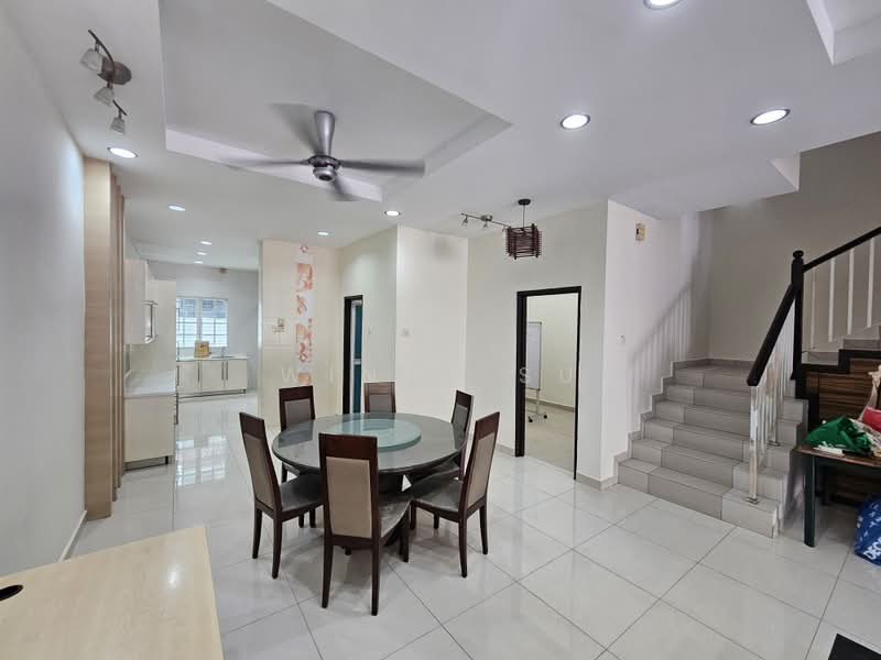Rumah Teres 2 Tingkat untuk Dijual di Bukit Jelutong (Shah Alam) - Winny Su - Dining Room - PropertyGuru.com.my
