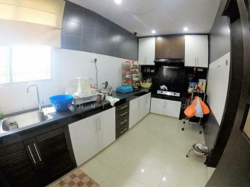 Rumah Teres 2-Tingkat untuk Dijual di Seksyen U9 (Shah Alam) - Dennis Chang - Kitchen - PropertyGuru.com.my