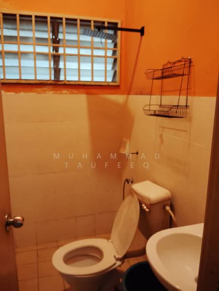 Rumah Kluster untuk Disewa di Taman Tasik Puchong (Puchong) - Muhammad Taufeeq - Bathroom - PropertyGuru.com.my
