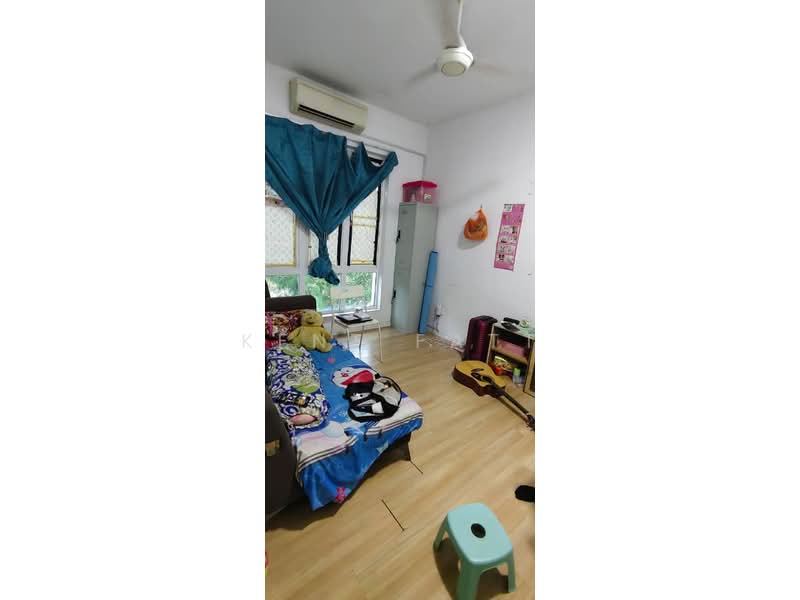 2-storey Terraced House for Sale in Tiara South (Semenyih) - Kent Fatt - Bedroom - PropertyGuru.com.my