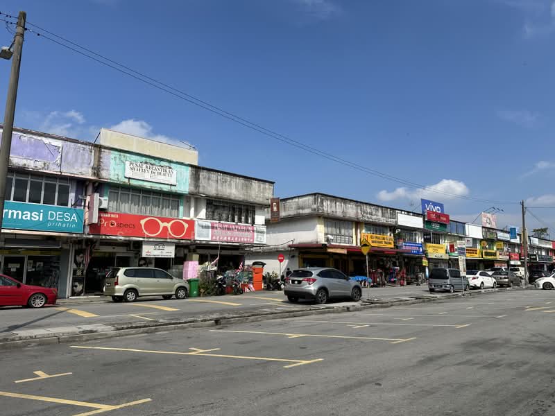 Kedai untuk Disewa di Taman Perwira (Telok Panglima Garang) - Stephanie Yap - Exterior - PropertyGuru.com.my