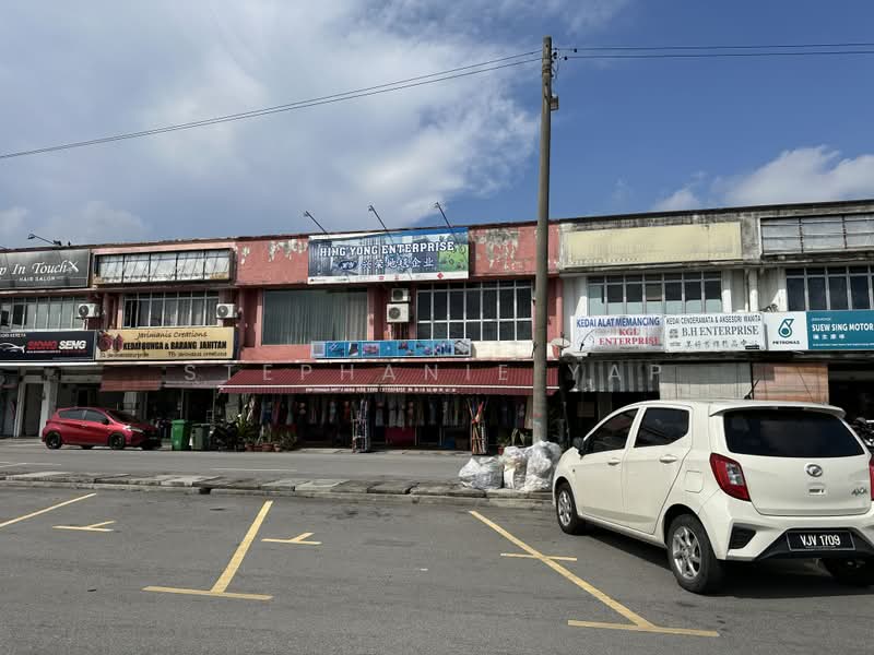 Kedai untuk Disewa di Taman Perwira (Telok Panglima Garang) - Stephanie Yap - Exterior - PropertyGuru.com.my
