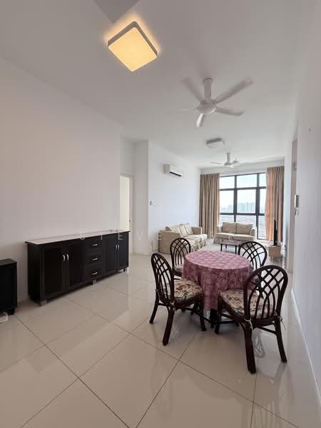 Kondominium untuk Dijual di Waltz Residences - Steve Lee - Living Room - PropertyGuru.com.my