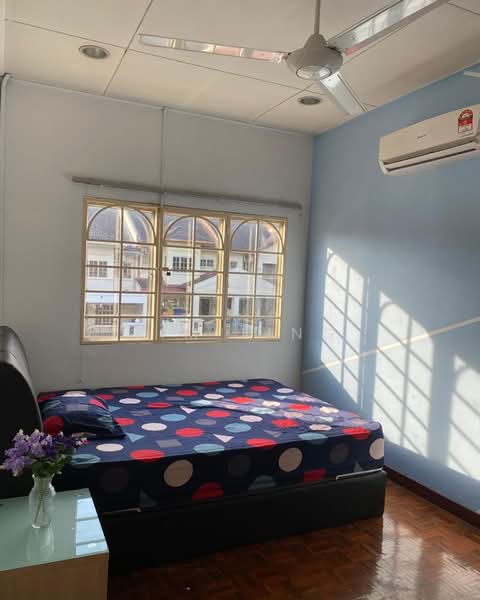 Rumah Bandar untuk Dijual di Kota Kemuning (Shah Alam) - Jim Ling - Bedroom - PropertyGuru.com.my