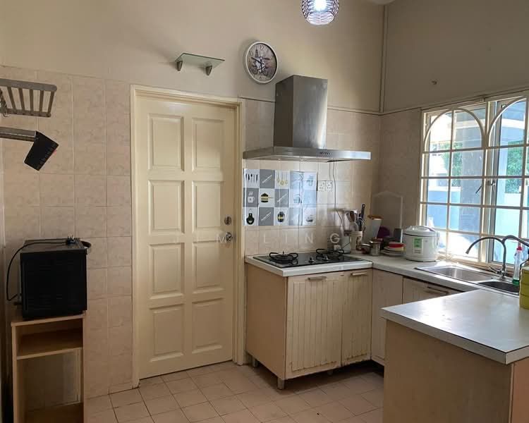 Rumah Bandar untuk Dijual di Kota Kemuning (Shah Alam) - Jim Ling - Kitchen - PropertyGuru.com.my