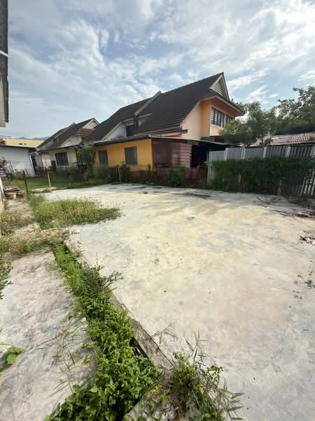 Semi-Detached House for Sale in Sungai Ara (Penang) - Fanny Wong - Exterior - PropertyGuru.com.my