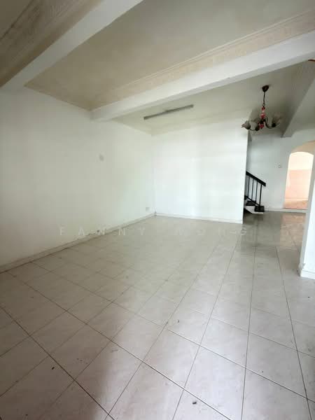 Semi-Detached House for Sale in Sungai Ara (Penang) - Fanny Wong - Living Room - PropertyGuru.com.my