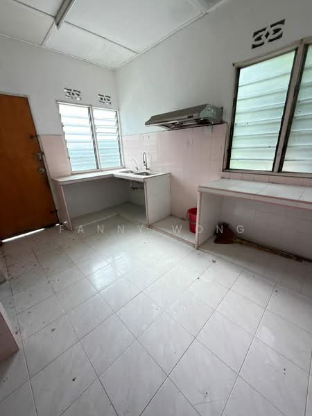 Semi-Detached House for Sale in Sungai Ara (Penang) - Fanny Wong - Kitchen - PropertyGuru.com.my