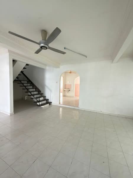 Semi-Detached House for Sale in Sungai Ara (Penang) - Fanny Wong - Living Room - PropertyGuru.com.my