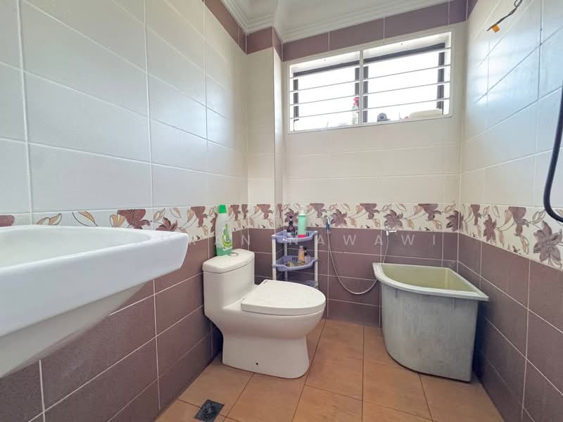 2-storey Terraced House for Sale in Seksyen 10 (Shah Alam) - Fauran Nawawi - PropertyGuru.com.my