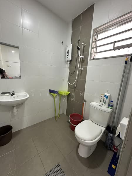 2-storey Terraced House for Sale in Taman Seri Jaromas (Jenjarom) - Stephanie Yap - Bathroom - PropertyGuru.com.my