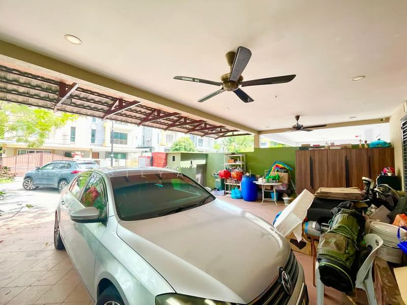 Rumah Berkembar untuk Dijual di Taman Saujana Suria (Kajang) - BILYA ARIFF - Car Park - PropertyGuru.com.my