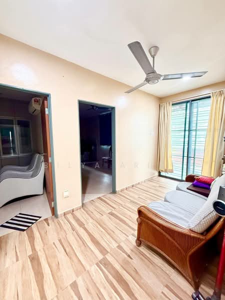 Rumah Berkembar untuk Dijual di Taman Saujana Suria (Kajang) - BILYA ARIFF - Living Room - PropertyGuru.com.my