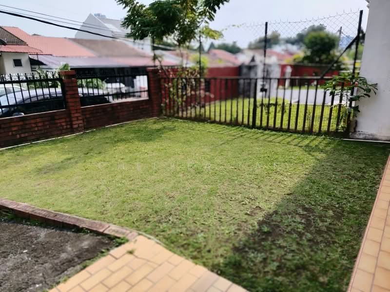 Semi-Detached House for Sale in SS 3, Taman Universiti (Petaling Jaya) - Chelsea Tan - Garden - PropertyGuru.com.my
