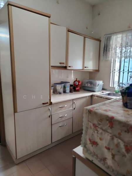 Semi-Detached House for Sale in SS 3, Taman Universiti (Petaling Jaya) - Chelsea Tan - Kitchen - PropertyGuru.com.my