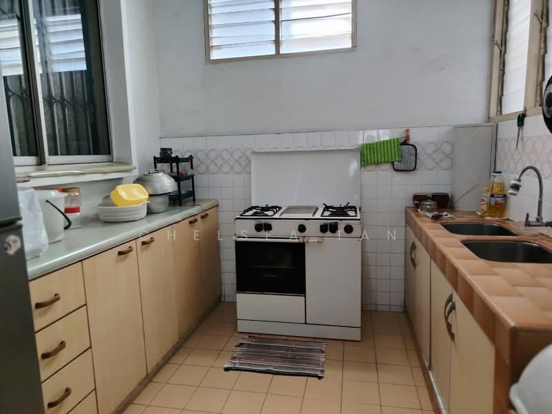 Semi-Detached House for Sale in SS 3, Taman Universiti (Petaling Jaya) - Chelsea Tan - Kitchen - PropertyGuru.com.my