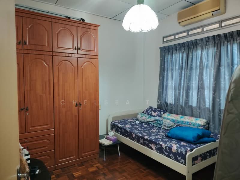 Semi-Detached House for Sale in SS 3, Taman Universiti (Petaling Jaya) - Chelsea Tan - Bedroom - PropertyGuru.com.my