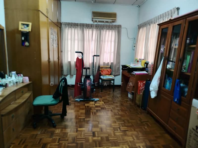 Semi-Detached House for Sale in SS 3, Taman Universiti (Petaling Jaya) - Chelsea Tan - PropertyGuru.com.my