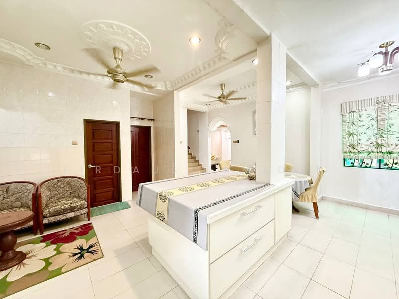 Rumah Berkembar untuk Dijual di Seksyen 13 (Shah Alam) - Firdaus Hamidun - PropertyGuru.com.my