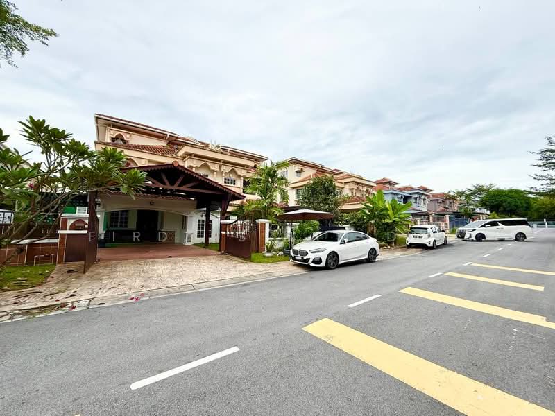 Rumah Berkembar untuk Dijual di Seksyen 13 (Shah Alam) - Firdaus Hamidun - PropertyGuru.com.my