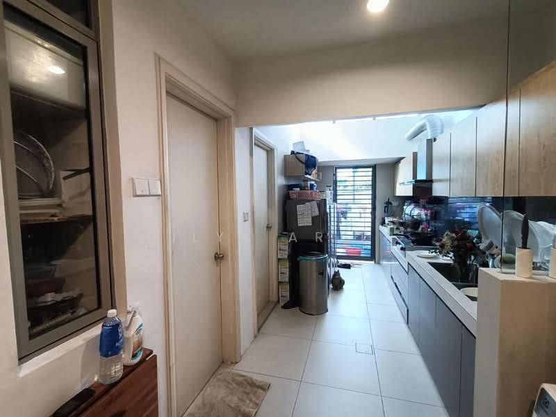 Semi-Detached House for Sale in Sri Hartamas (Kuala Lumpur) - BILYA ARIFF - Kitchen - PropertyGuru.com.my