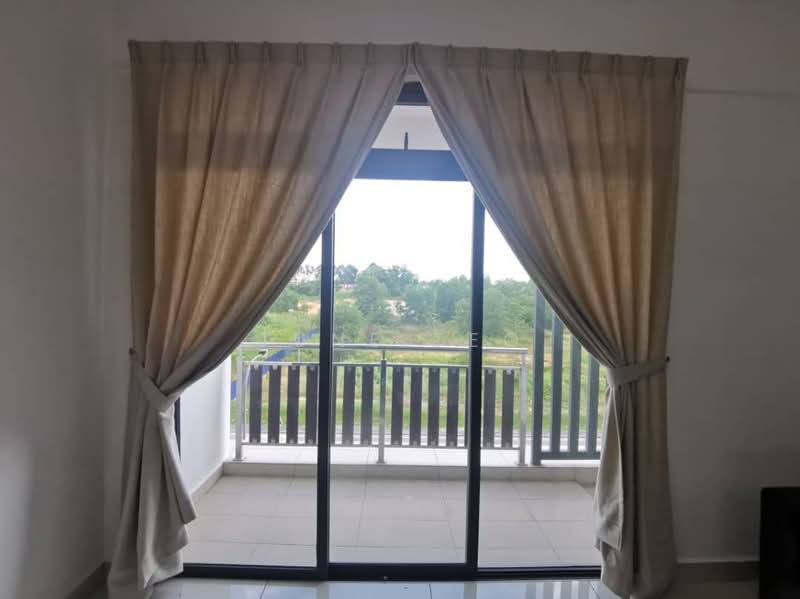 Service Residence for Rent at D'Secret Garden (Pangsapuri Kempas Indah) - June Teo - Balcony - PropertyGuru.com.my