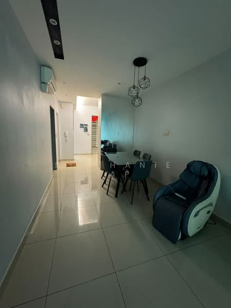 Kondominium untuk Disewa di Maple Residence - Stephanie Yap - Corridor - PropertyGuru.com.my