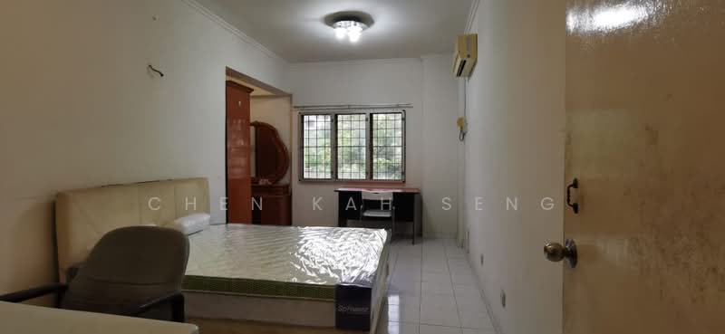 Kondominium untuk Dijual di Ehsan Ria - Chen Kah Seng - Bedroom - PropertyGuru.com.my