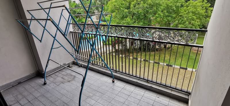 Kondominium untuk Dijual di Ehsan Ria - Chen Kah Seng - Balcony - PropertyGuru.com.my